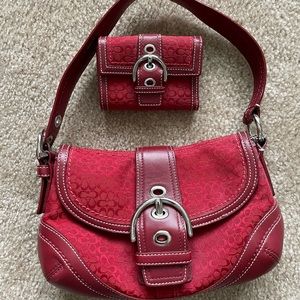 Excellent used condition Coach purse with matching wallet